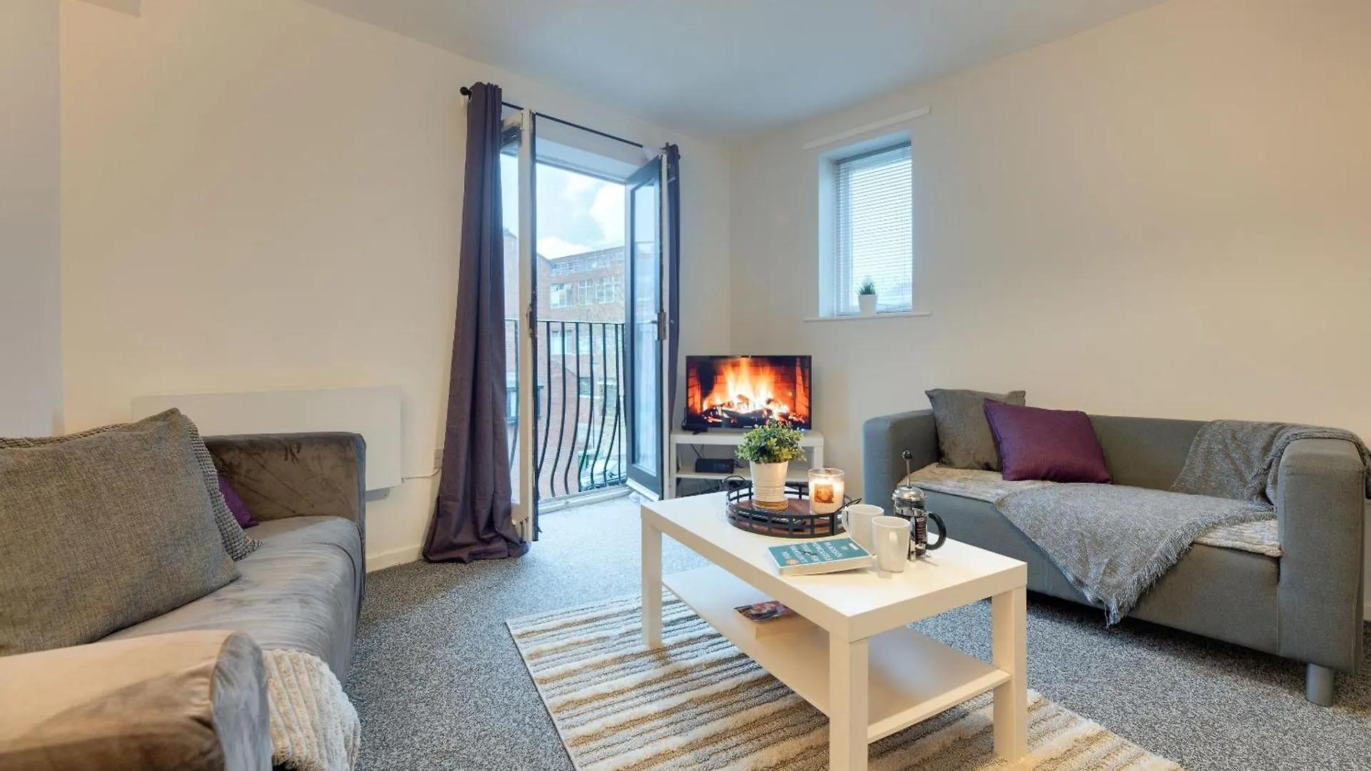 3 Bedroom City Centre Apartment With Free Parking, Medieval Area ニューカッスル・アポン・タイン